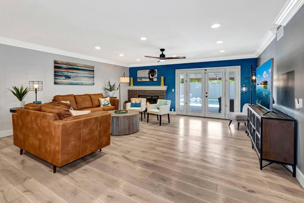 Huntington Beach, Ac, Pool, Hot Tub, Detached Office, Close To Beach, Outside Entertaining Area Exteriör bild