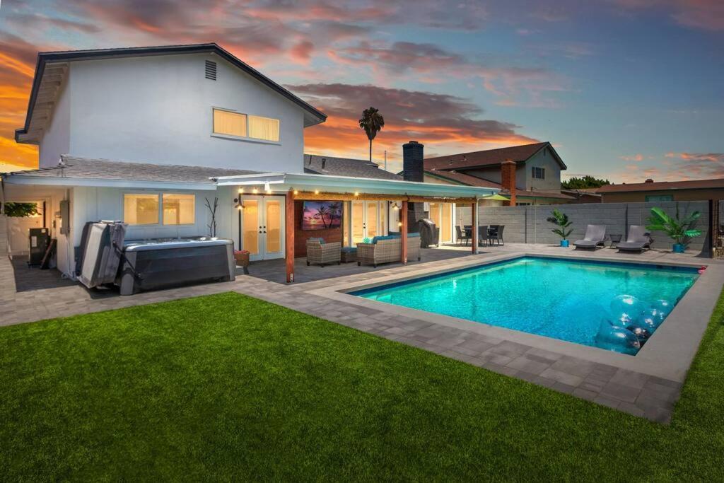 Huntington Beach, Ac, Pool, Hot Tub, Detached Office, Close To Beach, Outside Entertaining Area Exteriör bild